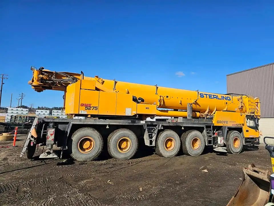 Mobile crane on site for setting precast structures